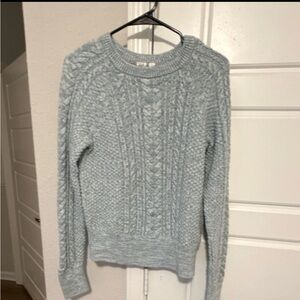 GAP Women’s Light Blue Cable Knit Sweater Size Medium
